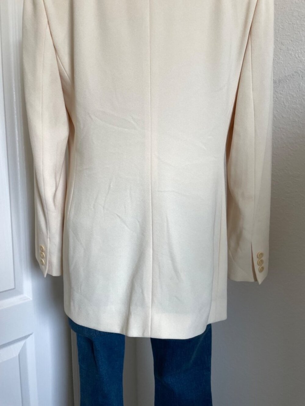 Vintage 1990s Liz Claiborne Classics Structured Cream Blazer Size 10 - Picture 11 of 14